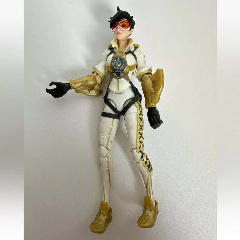 Hasbro Overwatch Lot of 3 Action Figures - Zayra Ana Shrike Suit Sniper‎ Tracer